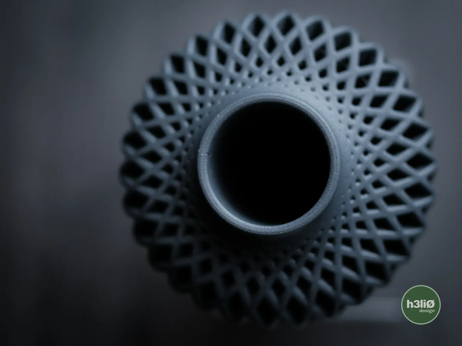 Apexis Vase - Image 3